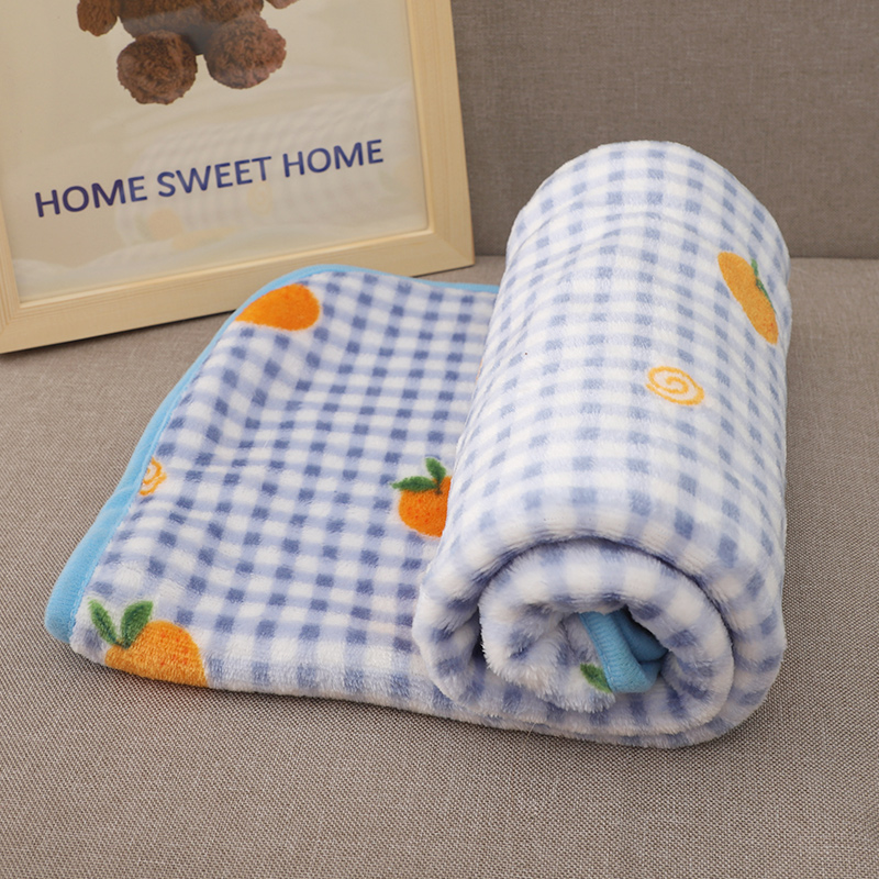 Dog sleeping small quilt, summ - Summer Quilt recension och pris