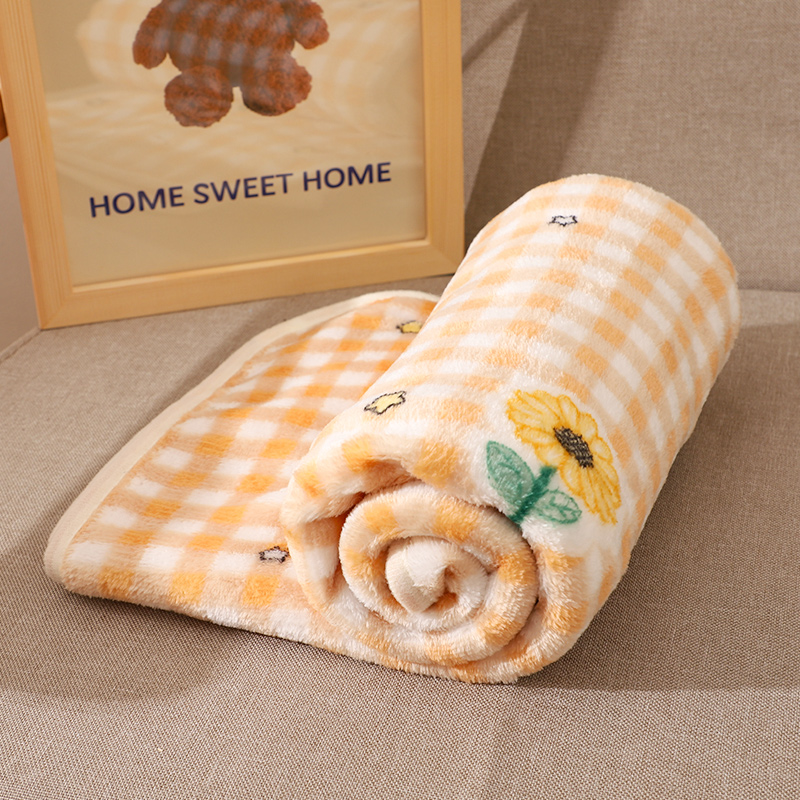 Dog sleeping small quilt, summ - Summer Quilt recension och pris