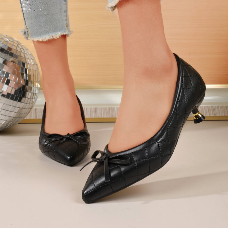 Vintage Women's Pointed Toe Bo - Summer Quilt recension och pris
